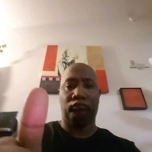 Meet your Posher, Raymond